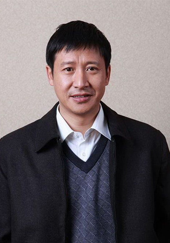 张国强个人图片