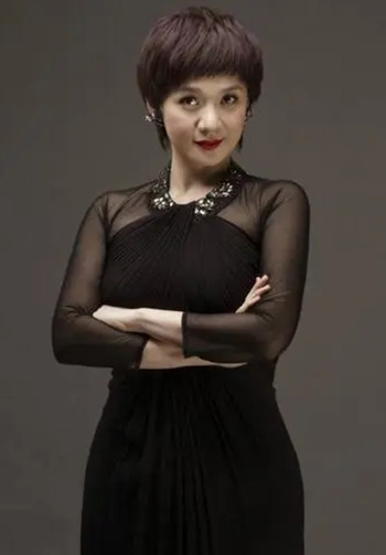 柯以敏个人图片